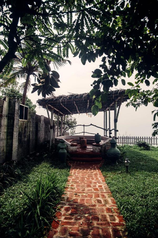 Oceano By Trouvaille Hotel Varkala Exterior photo
